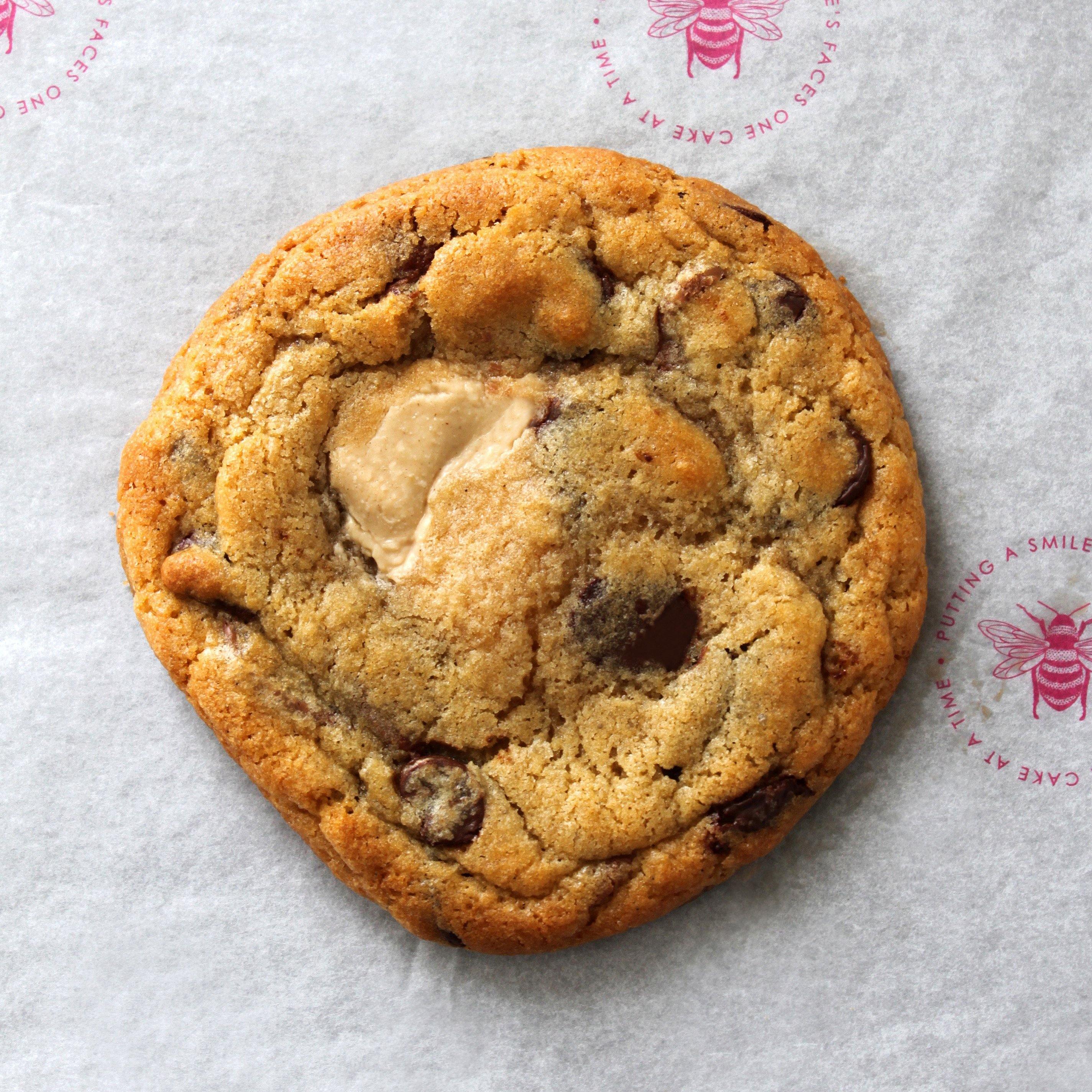 Freshly Baked White Chocolate Hazelnut Cream Stuffed Cookies - 6 - Jessie's Bakes